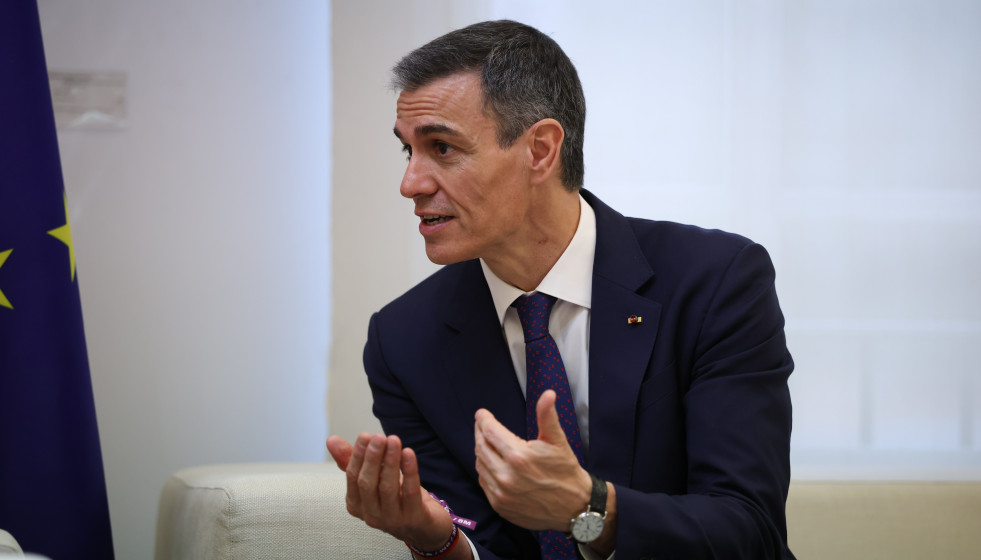 El presidente del Gobierno, Pedro Sánchez, recibe al Gran Duque Guillermo V, en el Palacio de la Moncloa, a 5 de marzo de 2026, en Madrid (España).