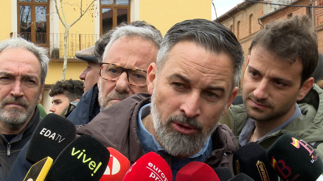 El presidente de Vox, Santiago Abascal, en una cto de campaña en Cigales (Valladolid)