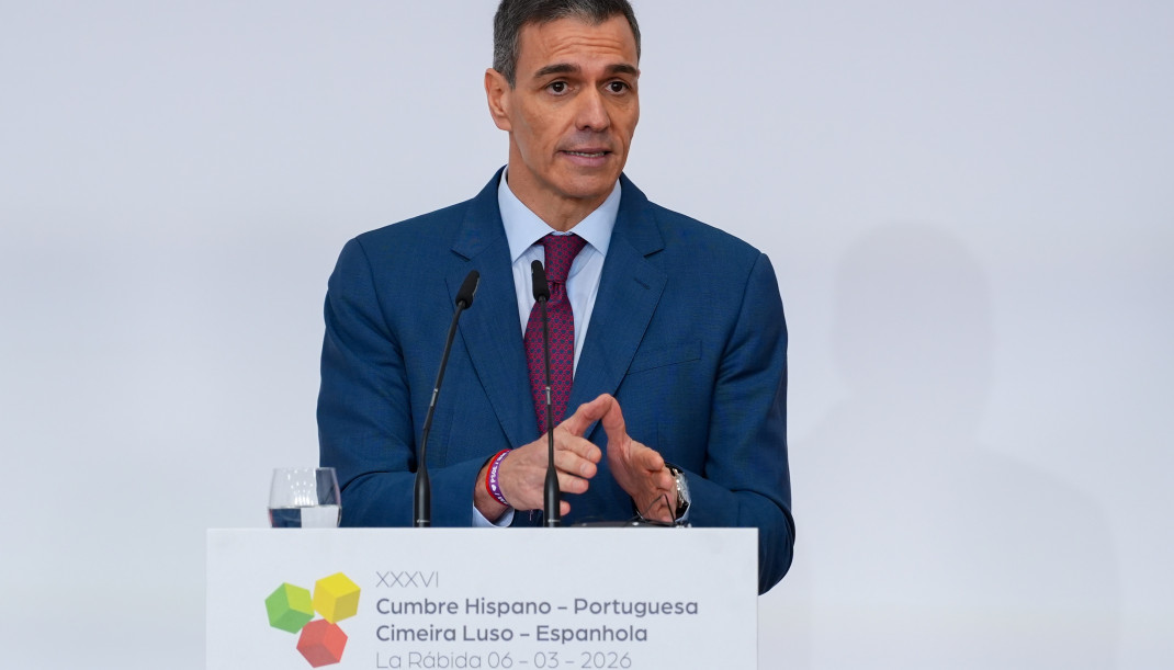 Comparecencia ante los medios del presidente del Gobierno, Pedro Sánchez, tras presidir junto a su homólogo portugués, Luis Montenegro,la ceremonia de firma de acuerdos de la XXXVI Cumbre hispano-p