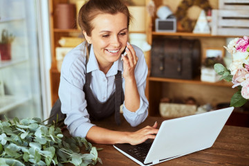 Archivo - Trabajadora autónoma