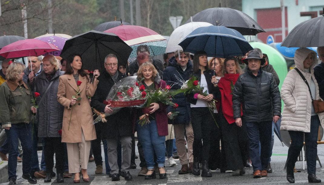 Homenaje en Arrasate al concejal socialista Isaías Carrasco