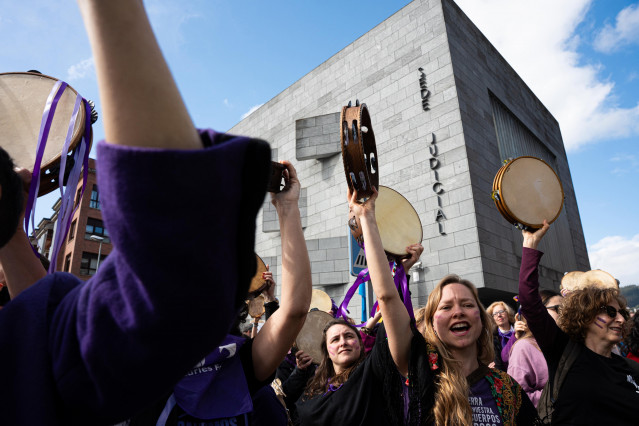 Movilización por el 8M en Villaviciosa.