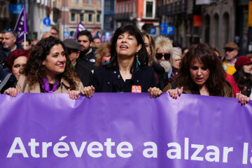 EuropaPress 7349732 ministra igualdad ana redondo manifestacion convocada coordinadora mujeres
