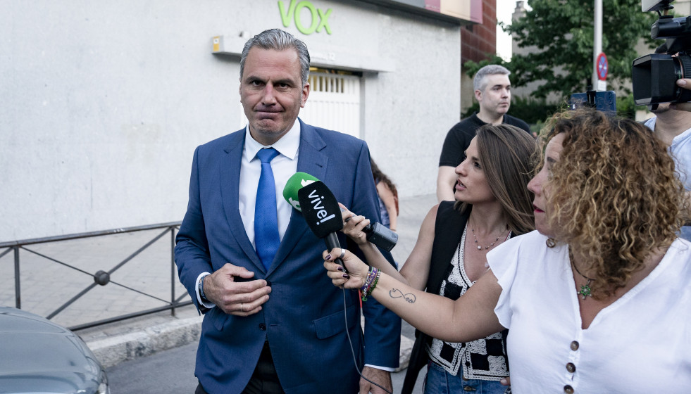 Archivo - El portavoz de VOX en el Ayuntamiento de Madrid, Javier Ortega Smith, a su salida de la reunión extraordinaria del Comité Ejecutivo Nacional de VOX