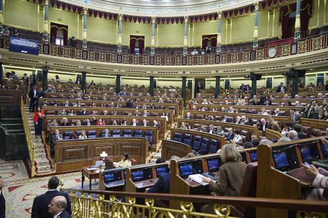 Vista general durante una sesión plenaria, en el Congreso de los Diputados, a 26 de febrero de 2026, en Madrid (España).