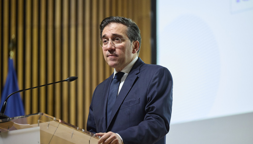 El ministro de Asuntos Exteriores, Unión Europea y Cooperación, José Manuel Albares, durante la presentación del III Plan Nacional de Acción Mujeres, Paz y Seguridad (2025-2030), en la sede del m