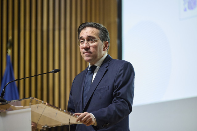 El ministro de Asuntos Exteriores, Unión Europea y Cooperación, José Manuel Albares, durante la presentación del III Plan Nacional de Acción Mujeres, Paz y Seguridad (2025-2030), en la sede del ministerio, a 2 de marzo de 2026, en Madrid (España). Con est