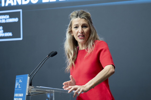 La  vicepresidenta segunda del Gobierno y ministra de Trabajo y Economía Social, Yolanda Díaz, clausura las jornadas “El poder del trabajo en tiempos de algoritmos”, a 5 de marzo de 2026, en Madrid (España).