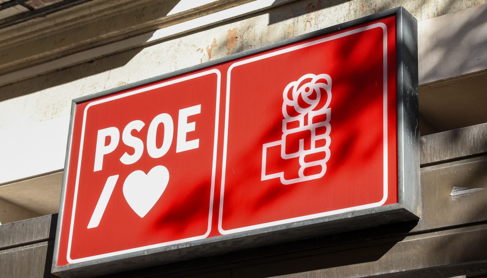 Archivo - Fachada de la sede del PSOE en Ferraz, a 27 de noviembre de 2025, en Madrid (España).