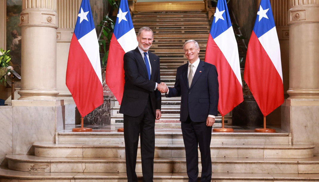 El Rey Felipe VI se reúne con el presidente electo de Chile, Juan Antonio Kast, antes de asistir a su toma de posesión