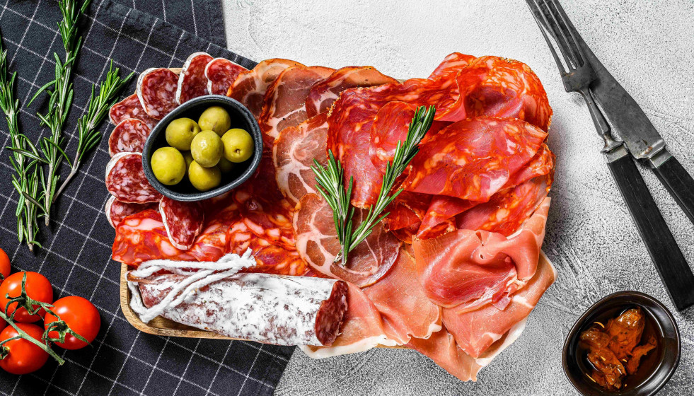 Archivo - Embutido y productos cárnicos