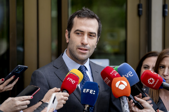 Archivo - El ministro de Economía, Comercio y Empresa, Carlos Cuerpo.