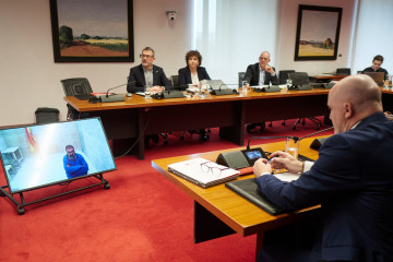 El ex asesor Koldo García durante su comparecencia ante la Comisión de Investigación sobre adjudicaciones públicas, en el Parlamento de Navarra, a 11 de marzo de 2026, en Pamplona, Navarra (Españ