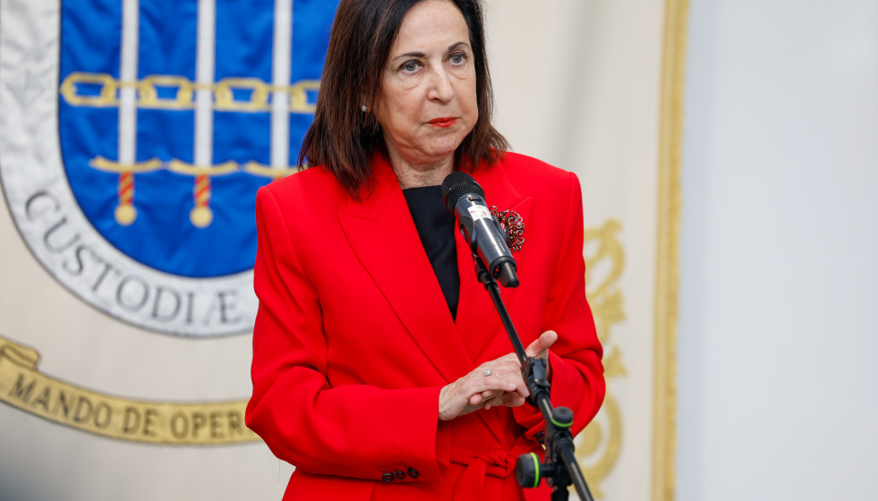 La ministra de Defensa, Margarita Robles, visita el Mando de Operaciones (MOPS) en la Base de Retamares, en Pozuelo de Alarcón (Madrid).