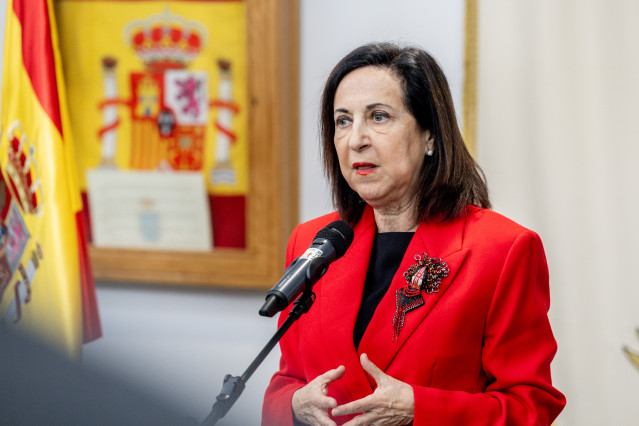 La ministra de Defensa, Margarita Robles, interviene durante una visita al Mando de Operaciones (MOPS) en la Base de Retamares, a 11 de marzo de 2026, en Pozuelo de Alarcón, Madrid (España).