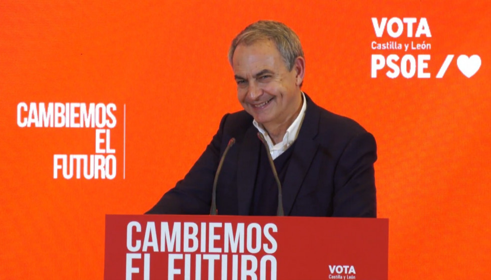 El expresidente del Gobierno José Luis Rodríguez Zapatero durante un acto electoral en Segovia