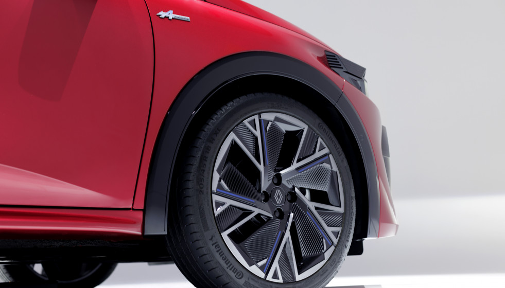 Archivo - Neumáticos de Continental