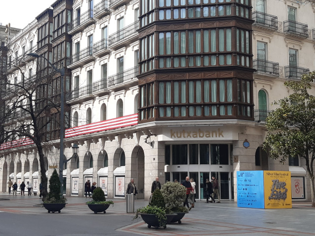 Archivo - Sucursal de Kutxabank en Bilbao