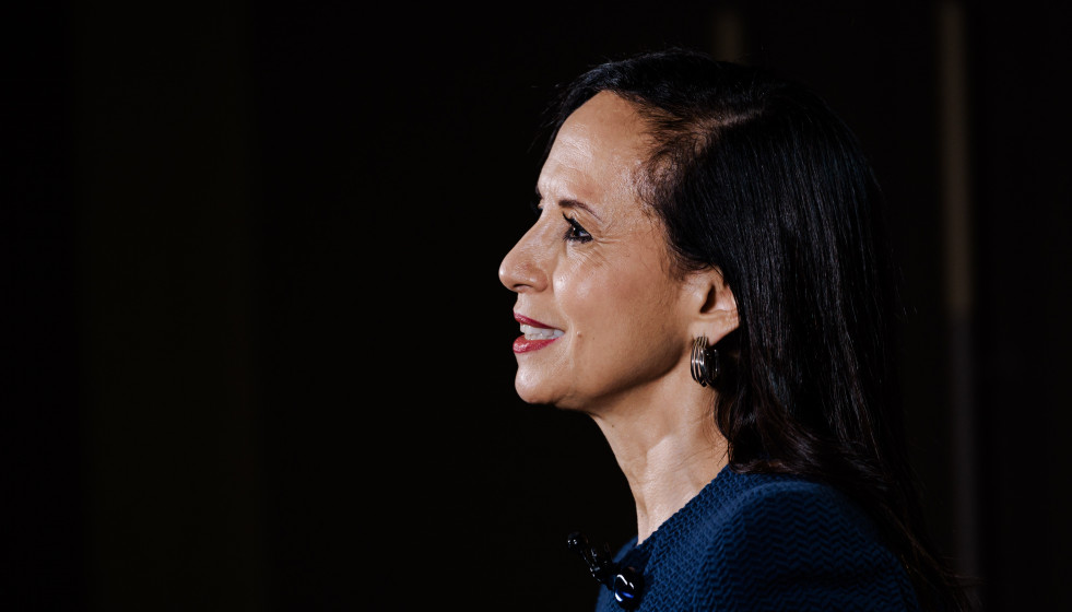 Archivo - La presidenta de Redeia, Beatriz Corredor, durante un desayuno informativo