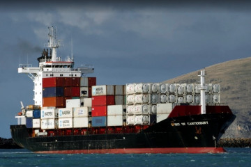 Archivo - barco mercante