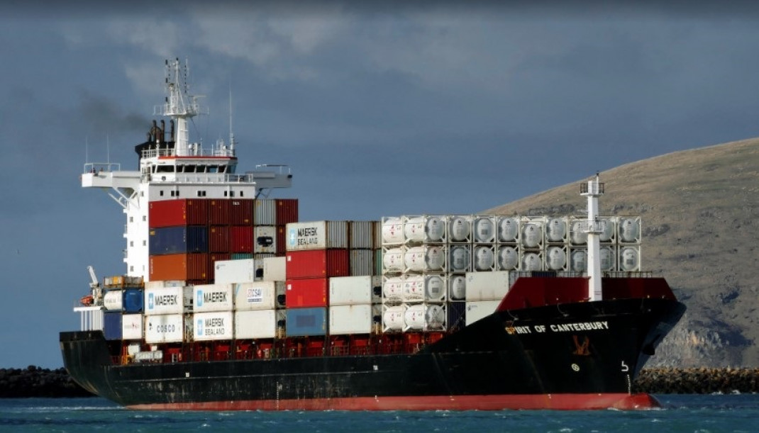 Archivo - barco mercante