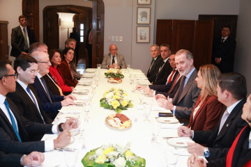 El Rey Felipe VI durante un encuentro con empresarios españoles y asociaciones patronales bolivianas, a 12 de marzo de 2026, en La Paz (Bolivia).