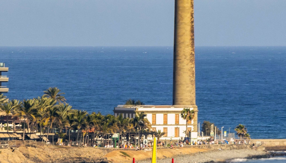 Canadair del 43 Grupo en Maspalomas (Gran Canaria)