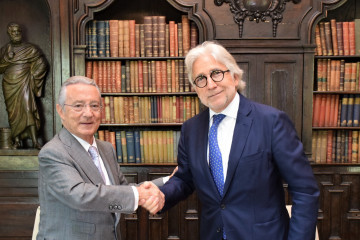 Archivo - Enric Reyna y el presidente de Foment del Treball, Josep Sánchez Llibre, en una imagen de archivo