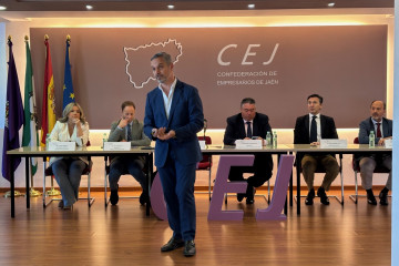 El vicesecretario de Economía del PP, Juan Bravo, este viernes durante su reunión con la Confederación de Empresarios de Jaén (CEJ).