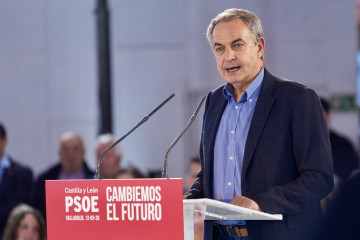 El expresidente del Gobierno José Luis Rodríguez Zapatero, interviene durante el cierre de la campaña del PSOE, a 13 de marzo de 2026.