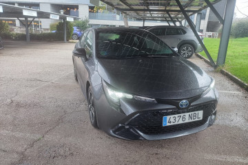 Toyota Corolla 5 puertas, un modelo cautivador por su consumo, etiqueta 'ECO' y desde 26.750 euros