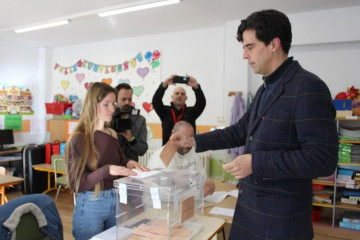 EuropaPress 7367815 candidato coalicion iu sumar verdes equo comun vota colegio electoral