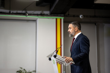 Archivo - El presidente de VOX, Santiago Abascal, valora los resultados de las elecciones en la sede nacional del partido.