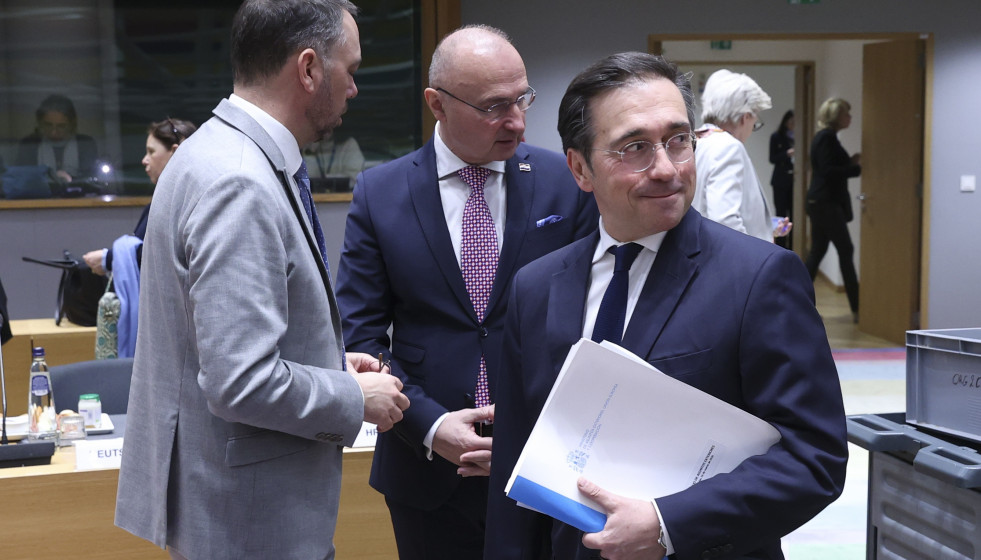 El ministro de Asuntos Exteriores, Unión Europea y Cooperación, José Manuel Albares, durante el Consejo de Asuntos Exteriores (CAE) que se celebra este lunes en Bruselas.