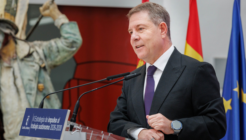 El jefe del Gobierno regional, Emiliano García-Page, presenta la II Estrategia de Impulso al Trabajo Autónomo 2026-2030.