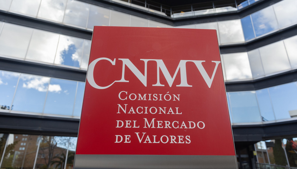 Archivo - Exterior de la sede de la Comisión Nacional del Mercado de Valores (CNMV), a 20 de noviembre de 2025, en Madrid (España).