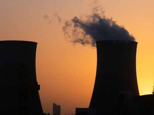 Archivo - Central nuclear en una imagen de archivo de la Síndica.