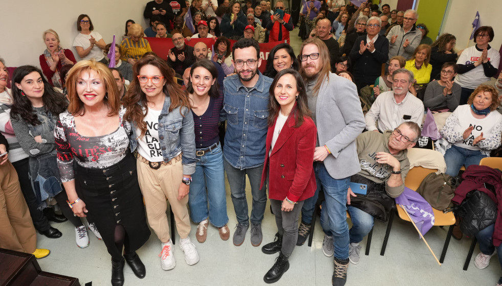 Foto de familia durante el acto de cierre de campaña electoral de Podemos en Castilla y León, a 13 de marzo de 2026, en Valladolid, Castilla y León (España).