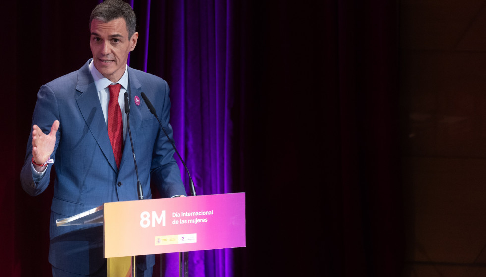 El presidente del Gobierno, Pedro Sánchez, interviene durante el acto institucional con motivo del Día Internacional de las Mujeres