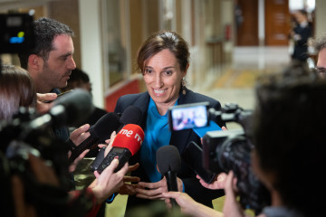 La ministra de Sanidad, Mónica García, comparece ante la Comisión de Sanidad para explicar los cambios en la convocatoria anual de formación especializada, a 17 de marzo de 2026, en Madrid (Españ