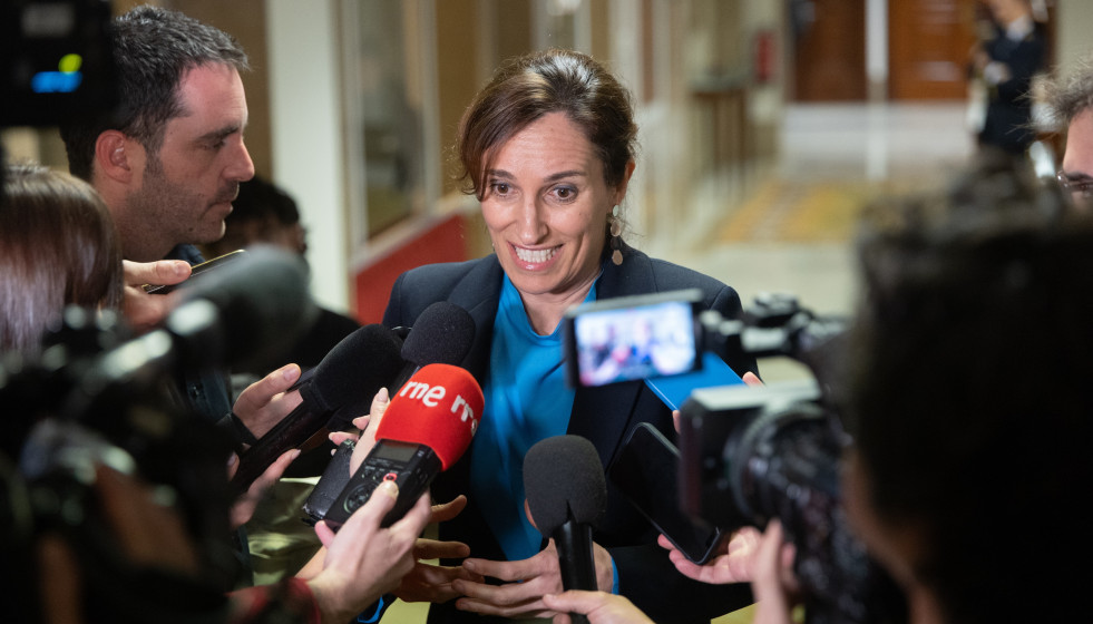 La ministra de Sanidad, Mónica García, comparece ante la Comisión de Sanidad para explicar los cambios en la convocatoria anual de formación especializada, a 17 de marzo de 2026, en Madrid (Españ