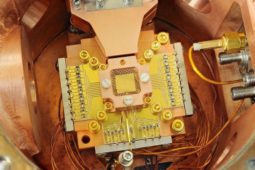 Archivo - Computación cuántica; Atrapamiento de iones