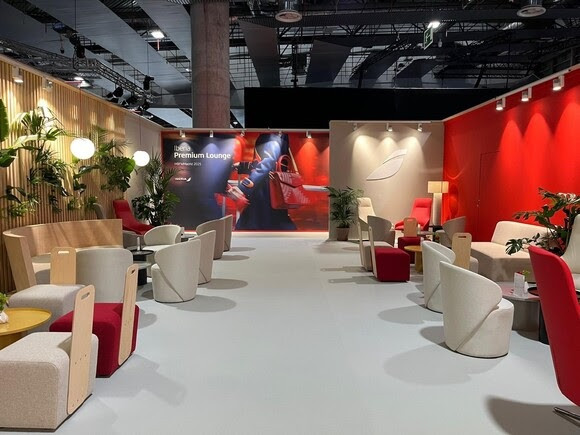 Iberia participa un año más en la Mercedes-Benz Fashion Week como patrocinador.