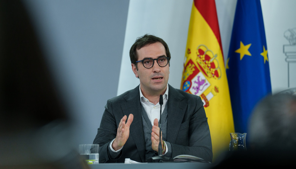 El ministro de Economía, Comercio y Empresa, Carlos Cuerpo, durante una rueda de prensa posterior al Consejo de Ministros, a 17 de marzo de 2026, en Madrid (España).