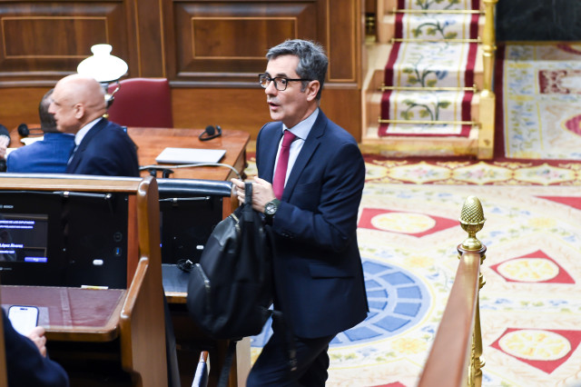 El ministro de la Presidencia, Justicia y Relaciones con las Cortes, Félix Bolaños, en el Congreso