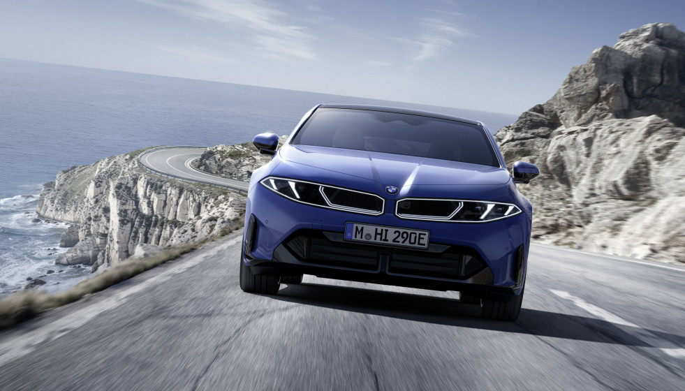 BMW revela el nuevo i3, su berlina eléctrica con hasta 900 km de autonomía y carga ultrrápida de 400 kW