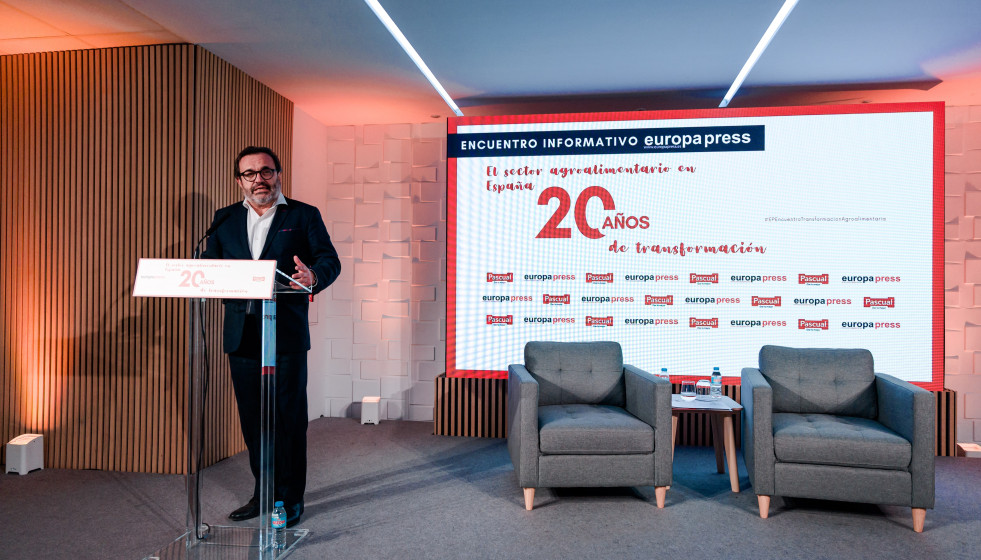 El presidente de Aecoc, Ignacio González Benito, durante el encuentro informativo ‘El sector agroalimentario en España, 20 años de transformación’