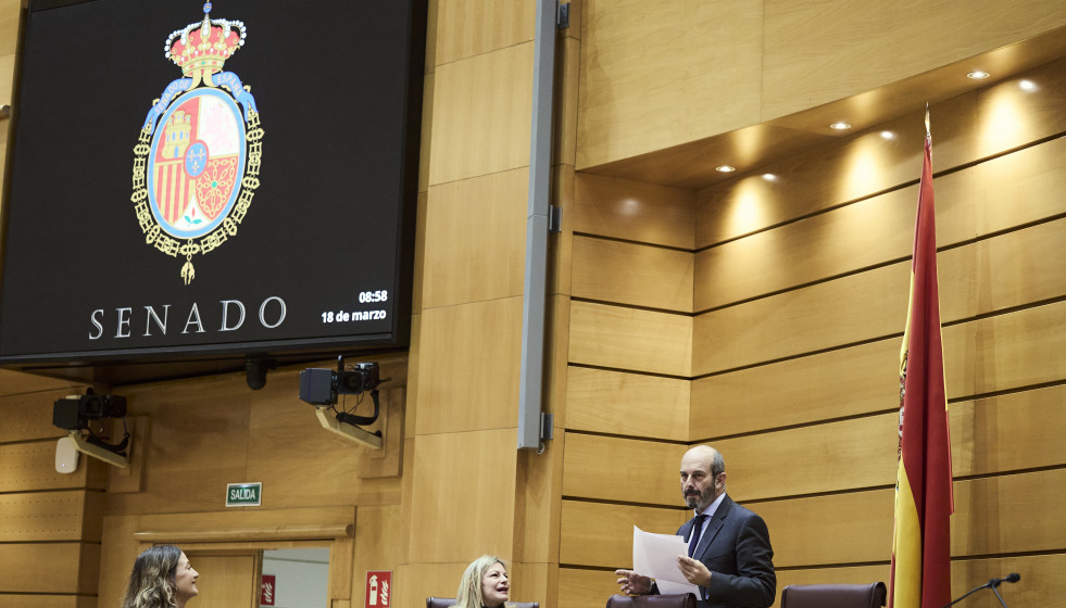 El presidente del Senado, Pedro Rollán, durante una sesión plenaria, en el Senado, a 18 de marzo de 2026, en Madrid (España).