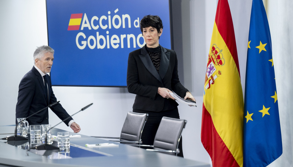 Archivo - El ministro del Interior, Fernando Grande-Marlaska, y la ministra de Inclusión Seguridad Social y Migracioneas y Portavoz del Gobierno, Elma Saiz, a su llegada a la rueda de prensa posterio