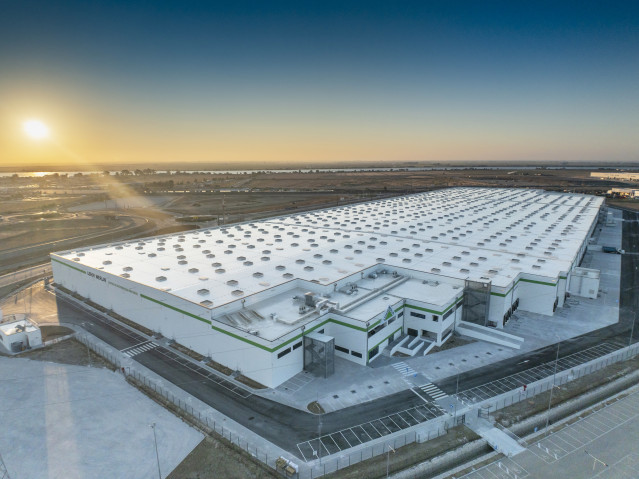 Archivo - Nave desarrollada por Montepino en la Plataforma Logística de Castanheira do Ribatejo